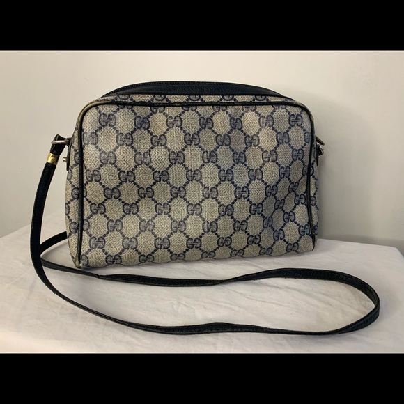Vintage Gucci crossbody bag. - Picture 1 of 8